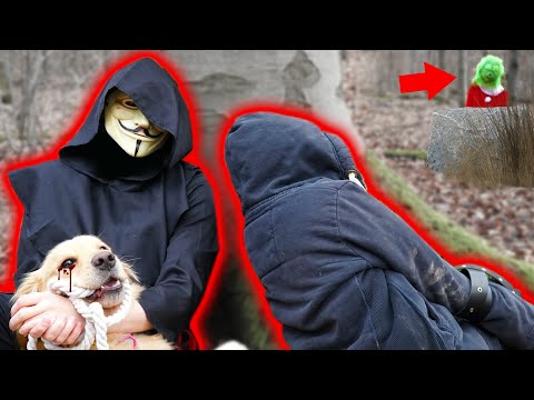 GAME MASTER and FLEXI are kidnapped by the GRINCH and his dog LUCKY!!