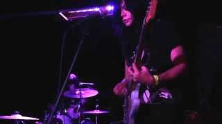 The Coathangers - Follow Me, Live at the Lookout Lounge, Omaha, NE (9/14/2015)