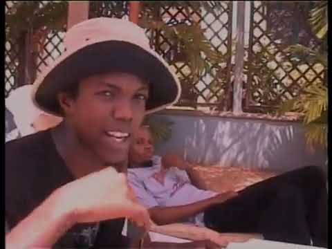 Ay ft MwanaFa,Ray C na Banana Zorro - Safi hiyoo