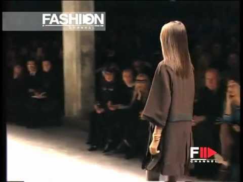 "Prada" Autumn Winter 2001 2002 Milano 3 of 5 pret a porter by FashionChannel.mov