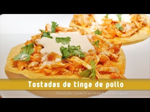 TOSTADAS DE TINGA DE POLLO