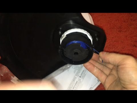 How to Hart Weed Wacker restringing the correct way Method 1