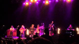 Old Crow Medicine Show - Wagon Wheel - Boston - 8/21/15