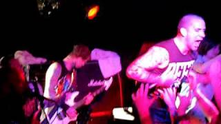 Bleeding Through - Sister Charlatan @ The Underworld