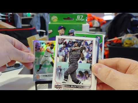 2022 Topps Update pack battle #9!!! Retail vs. Hobby!!!