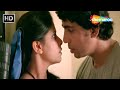 बस एक KISS दो और ख़तम करते है Gulshan Devaiah Sai Tamhankar Hunt