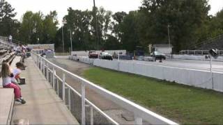 Manual vs Automatic Mustang GTs - Same Mods