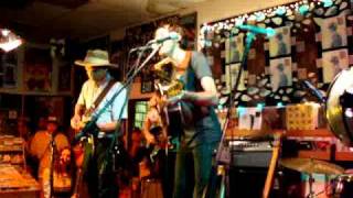 Never Looking Back by Matt Costa (Live at Fingerprints, Long Beach 9/21/10)