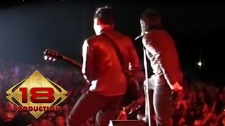 Download lagu Peterpan - Langit Tak Mendengar (Live Konser Ponorogo 18 Desember 2007) mp3 Download lagu Peterpan - Langit Tak Mendengar (Live Konser Ponorogo 18 Desember 2007) mp3