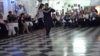 LUCILA BARDACH y MARCELO LAVERGATA bailando el tango BAHIA BLANCA en la milonga SIN RUMBO