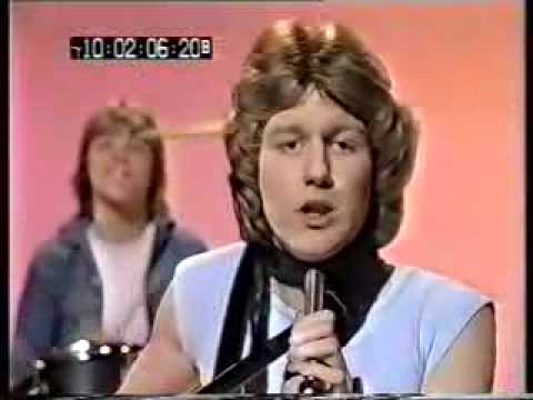 Child singing When You Walk In The Room on Crackerjack 1978