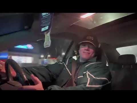 Sam Sulek's Spring Bulk Day 41 - Chest and Shoulders(Car talk+posing!)