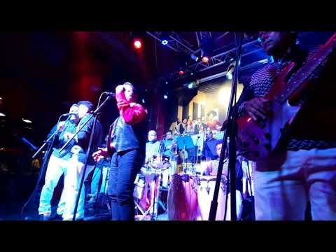 Aniversario #50 orquesta octava dimensión de Cali se que no debo quererla Canta: Alvaro Granobles