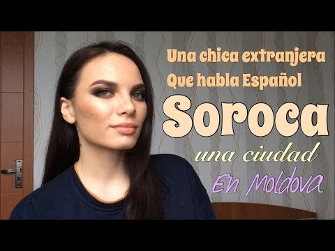 Una Chica Extranjera Que Habla Español