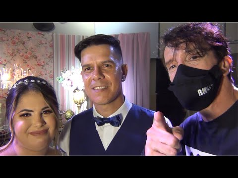 Entrevistei os noivos 🎤🎧 em plena festaðŸ˜!