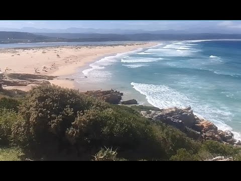 Plettenberg Bay, the amazing Whale Tail lookout point, and a larney private estate.