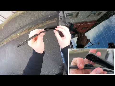 Replacing the rear windscreen wiper blades on a car: Bosch Aerotwin wiper blade replacement for A...