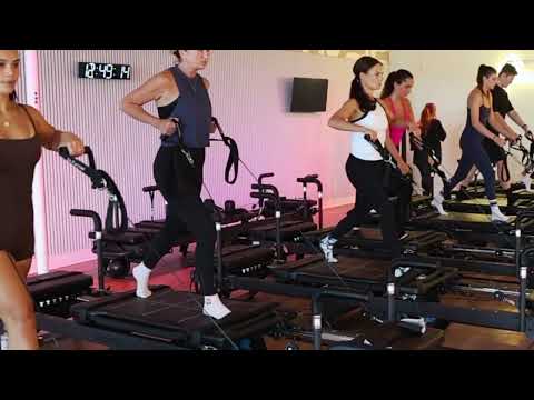 Welcome to La Forme - St. Louis's premier Megacore reformer studio