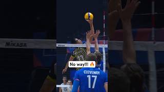 Волейбол One handed set — BEST PLAY EVER?
