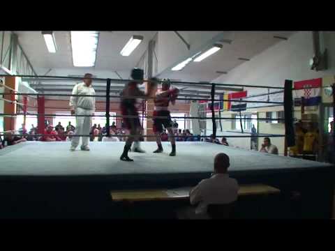 Boxen TuS Syke Hannover 29.05.10 Runden 2+3 Howik 8. Kampf vs. Opponent 10. Kampf.asf