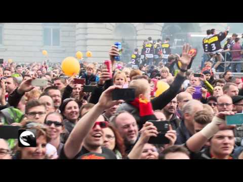 SC Bern Meisterumzug 2016: Der Umzug durch die Stadt