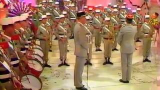 Chorale de La Légion Etrangère - Le Fanion de la Légion (La Chance aux Chansons)