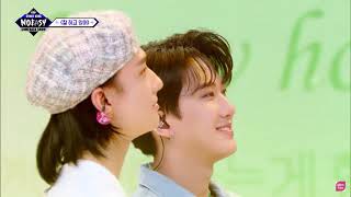 Download lagu [ENG SUB] Stray Kids crying because of sweet surprise by STAY's mp3