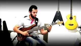 Video thumbnail for Washburn XB500 Séries Bantam 5 cordas, Circuito da sonorus CP700 Slap. by Elenildon Estevão