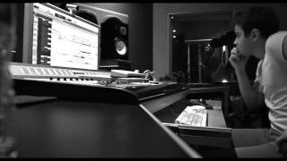 No Te Pertenece Luis Fonsi feat. Noel Schajris