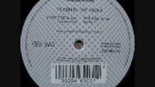 Calderone Flash In The Night Love Remix
