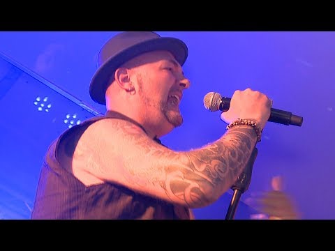 Edrie en de Rauwdouwers - KEIHARD Zuipen (Officiële video)