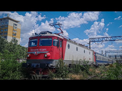 EA 008, a depoului Brașov, executând manevra cu vagoanele de pe IRN 346 (27.06.2023)