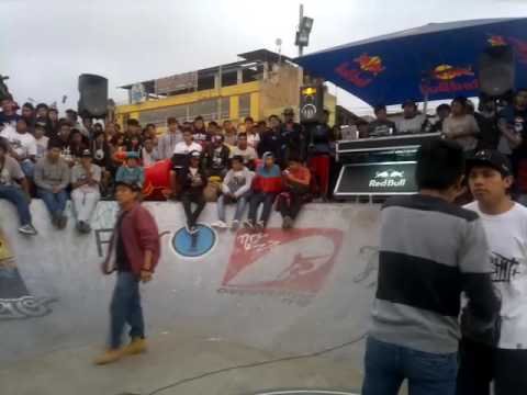 POKES vs JC - Tour Internacional RedBull Villa El Salvador