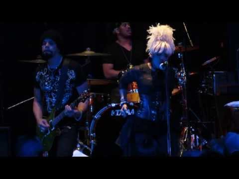 Mother's Finest  5-9-2013 - Cox Capitol Theatre 15) - Come Back - Wyzard Solo