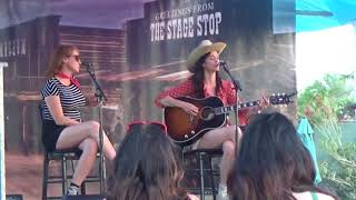 Nikki Lane - 700,000 Rednecks - Stagecoach  - Indio, CA - vrijdag 27-04-18