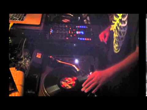 DJ ART FEAT. TARA KEMP - HOLD YOU TIGHT (DJ ART AON MIX)