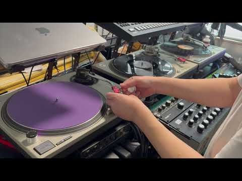 2025 Deep house disco Mix "Keep On Movin” Bozak Mixer Vinyl #366 - Reference Tracks resØr 100LE iso