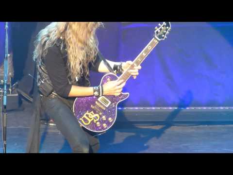 Whitesnake - Guitar solo Joel Hoekstra - Olympia 19072016