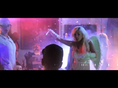 Jessica Sky feat. MIV og Denz - Smider tøjet for dig (OFFICIAL VIDEO)