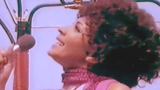 Shirley Bassey - On A Clear Day (1976 Show #5) / Put On Your Sunday Clothes (1976 Show #1)