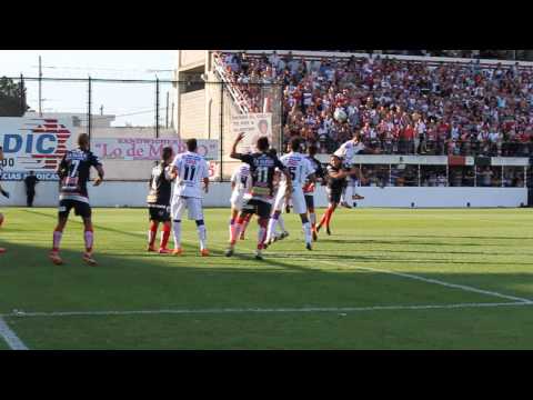 18/11/14 Chacarita Juniors 1 - Villa Dálmine 0