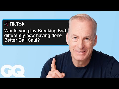 Bob Odenkirk Replies To Fans Online | Actually Me