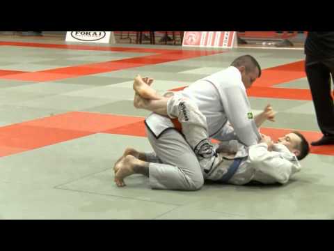 Kamil Iwaniuk vs Sam McNally