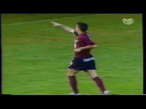 CHARLES DÍAS mandando CHILENAS en el Pontevedra