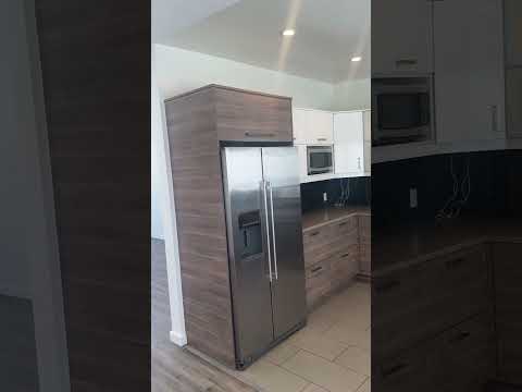 c11670 - Video 2 of 2