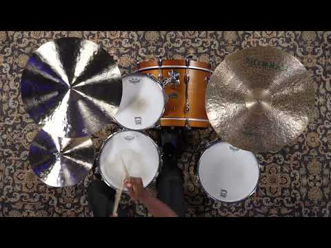 Istanbul Agop 20" Traditional Dark Crash Cymbal - 1698g (DC20-1102925O)