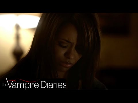 TVD 2x14 - Jules asks Damon for the moonstone / Bonnie finds out to to kill Klaus