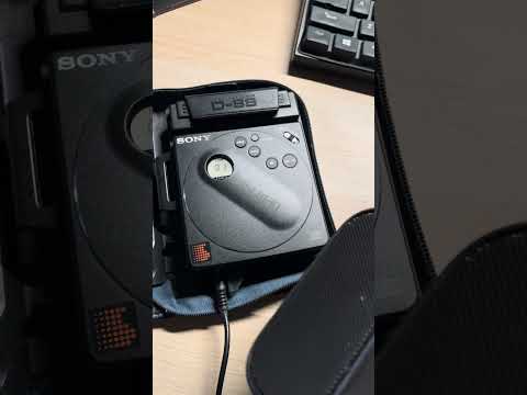 ULTRA RARE] Sony Discman D-88 Personal CD player Walkman Full