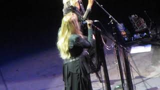 Fleetwood Mac - All Over Again (Live In Milwaukee, Wisconsin 10/28/18) HD