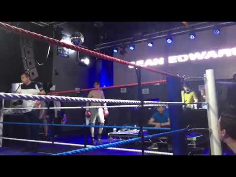 Sean Edwards vs Michael Reid